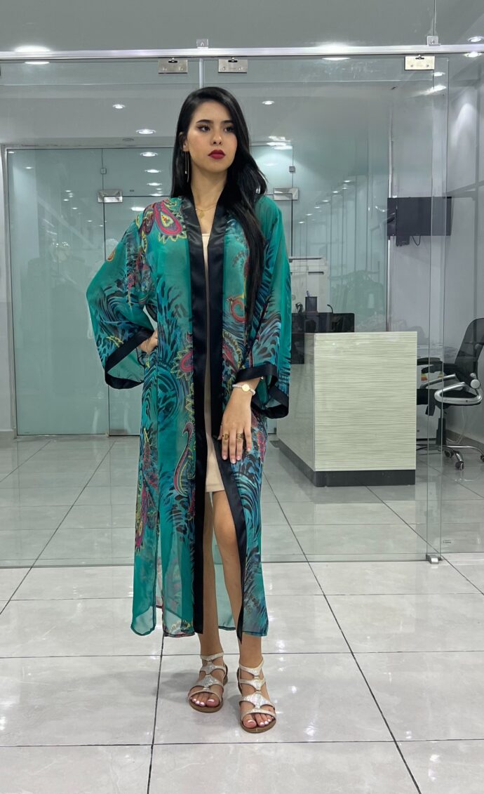 KIMONO TRES CLASSE ET TENDANCE 2024 - الصورة 2