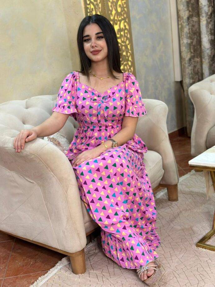 ROBE TRIANGLE TRES TENDANCE 2024