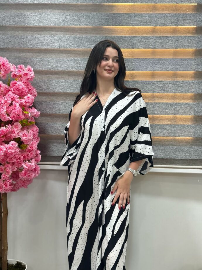 "غوب شوميز: أناقة الصيف بألوانك المفضلة"🎀🎈 - الصورة 3