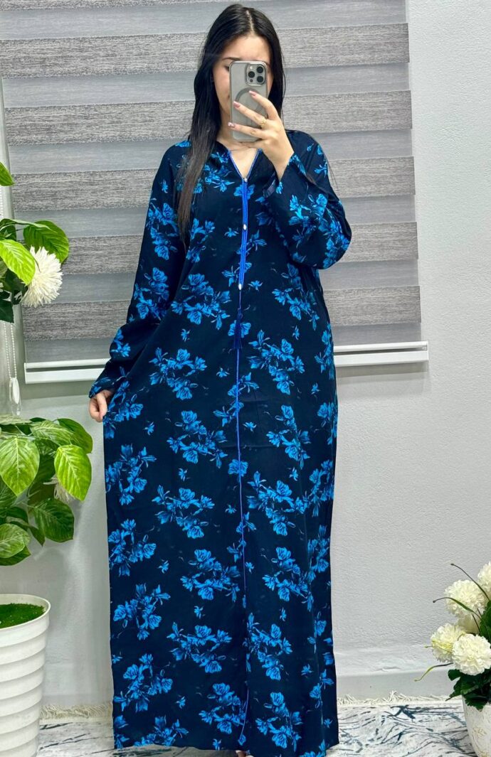 ⁦"جلابة فاخرة بألوان راقية مع عرض تخفيض خاص"✨⁩ - الصورة ⁦2⁩